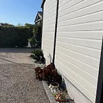 En Domaine Sécurisé Avec Piscine Couverte - Fr-1-783-13 Chalet Pomérols