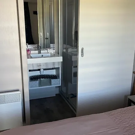Chalet En Bois 3 Dans Domaine Securise Avec Piscine Chauffee - Fr-1-783-13