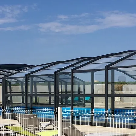 En Bois 3 Dans Domaine Securise Avec Piscine Chauffee - Fr-1-783-13 Chalet