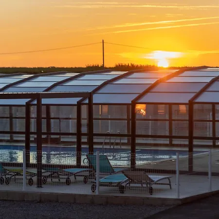 شاليه En Bois 3 Dans Domaine Securise Avec Piscine Chauffee - Fr-1-783-13 Pomérols