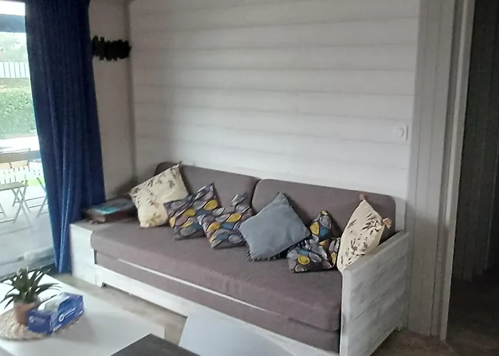Chalet En Bois 3 Dans Domaine Securise Avec Piscine Chauffee - Fr-1-783-13
